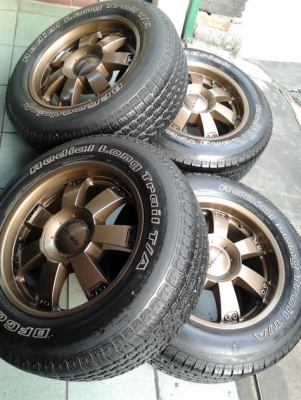 Lenso กว้าง9 ออฟ20 + BF 265/65/18 ปี11 สวยๆ 1ชุด Lenso กว้าง9 ออฟ20 + BF 265/65/18 ปี11 สวยๆ 1ชุด