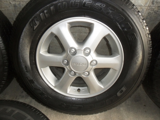 ล้อแม็ก 16นิ้ว 6รู อีซูซุ พร้อมยาง สวยๆ 4 ล้อ ราคา 6900 บาท