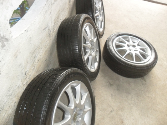 ล้อแม็ก 16นิ้ว 4รู100 พร้อมยาง สวยๆ 4 ล้อ ราคา 4900 บาท