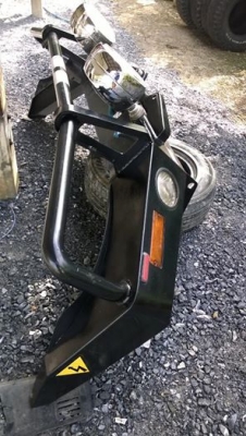 กันชนหน้าของเชิดชัย โมเดล 1