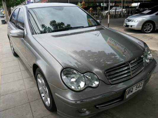 Benz c180 kompressorปี05 รถสวยจัดสภาพใหม่ มือเดียวออกห้างวิ่งน้อย จัดไฟแนนซ์ได้ครับ