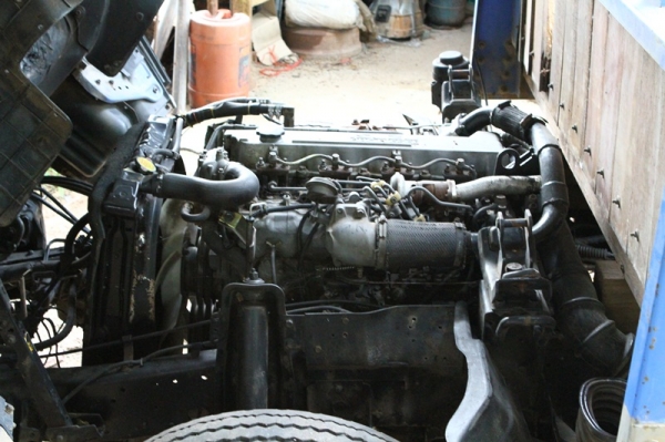 ขายรถบรรทุก 6 ล้อ ISUZU เครื่อง 4HG1-T