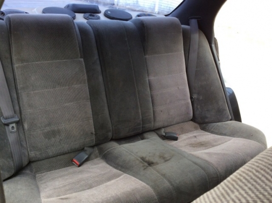 ขายรถโตโยต้า โคโรล่าสามห่วง ปี 94 เครื่อง 1.6 หัวฉีด เกียร์ธรรมดา เพาเวอร์ ภายในเบาะกำมะหยี่เดิมๆ กระจกไฟฟ้า ปรับข้างไฟฟ้า แอร์เย็น ตัวถังบางเดิม สีเต็มเงา มีริ้วรอยการใช้งาน แม็ก 15 เครื่องวิ่งดี เกียร์แน่น ช่วงล่างดีครับ รถพร้อมใช้เลยครับ