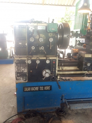 ขายเครื่องกลึง8ฟุตหนัก