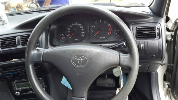 โตโยต้าสามห่วง  TOYOTA COROLLA สามห่างปี 95 สภาพดี สภาพสวยมากกกกก