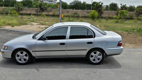 โตโยต้าสามห่วง  TOYOTA COROLLA สามห่างปี 95 สภาพดี สภาพสวยมากกกกก
