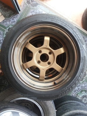 ขายล้อ TE37 ขอบ15 หน้า7 หลัง8 พร้อมยาง 4 ล้อ ขายล้อ TE37 ขอบ15 หน้า7 หลัง8 พร้อมยาง 4 ล้อ