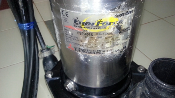 ขายไดโว่สูน้ำแบบสแตนเลสยี่ห้อมิตซูบิชิขนาดท่อ2นิ้วสภาพดีพร้อมใช้งานครับ