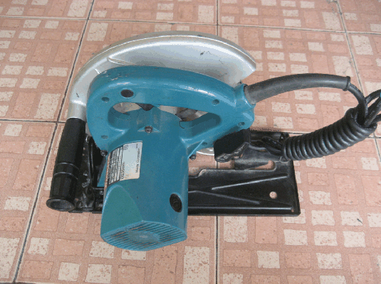 ขายเลื่อยวงเดือน 9นิ้ว Makita N5900B 2000W แท้100\%.