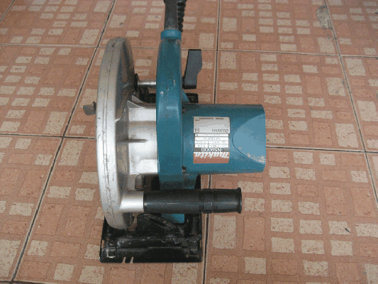 ขายเลื่อยวงเดือน 9นิ้ว Makita N5900B 2000W แท้100\%.