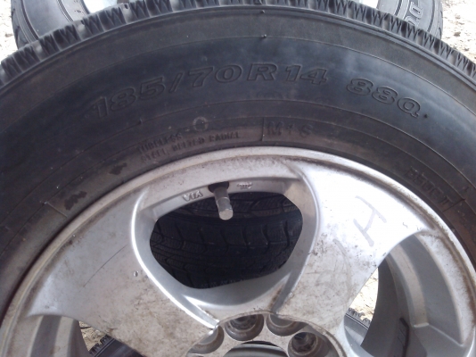 ล้อแม็กนอก4วงพร้อมยาง-ขอบ14'' 5รู 100 กับ 114.3 ญี่ปุ่นแท้ ยังไม่ได้ล้าง