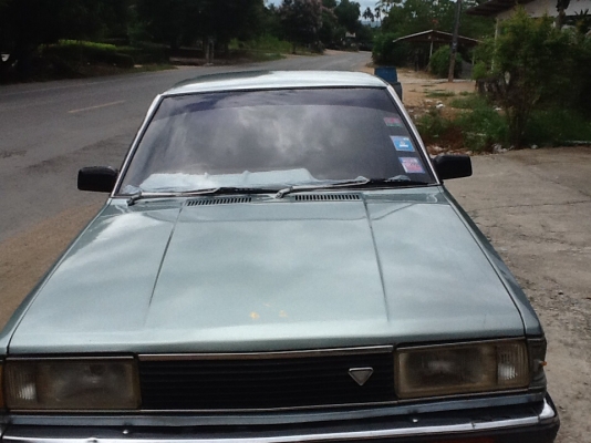 ขายเเก๋งดัชสันเครื่องนิสสัน.   Td.  20.   เทอโบทะเบียนเต็ม