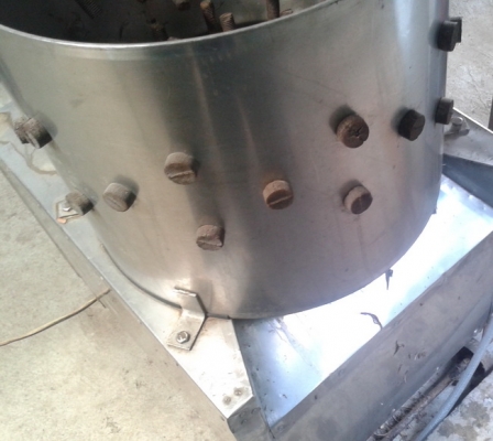 ขายตู้แช่ เครื่องหั่นขนมปัง เครื่องถอนขนไก่ ครับ