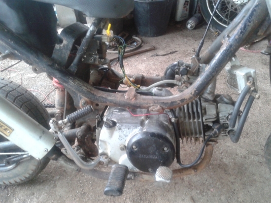 ขายอีซูซุ ดาก้อนอาย โฟร์วิล4*4ปี2001เพาเวอร์ไฟฟ้ารถไม่มีชนหนักสวยดูดี