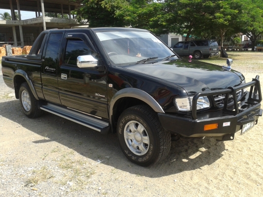 ขายอีซูซุ ดาก้อนอาย โฟร์วิล4*4ปี2001เพาเวอร์ไฟฟ้ารถไม่มีชนหนักสวยดูดี