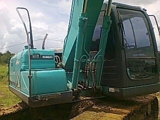 ขายKOBELCO SK 140LC 4500 ชั่วโมง สนใจโทร 081-9701072 ขายKOBELCO SK 140LC 4500 ชั่วโมง สนใจโทร 081-9701072