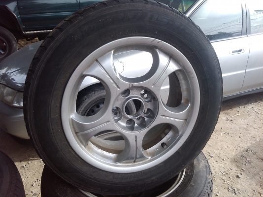 ล้อแม็กนอก4วงพร้อมยาง-ขอบ16''/7"/et38 ใส่  5รู 114.3  กับ4รู 114.3 ญี่ปุ่นแท้ ยังไม่ได้ล้าง