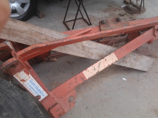 ขายตามสภาพพาน4ดิตกับรถไถคูโบต้า45แรงไม่มีใบลดเหลือ14500บาท