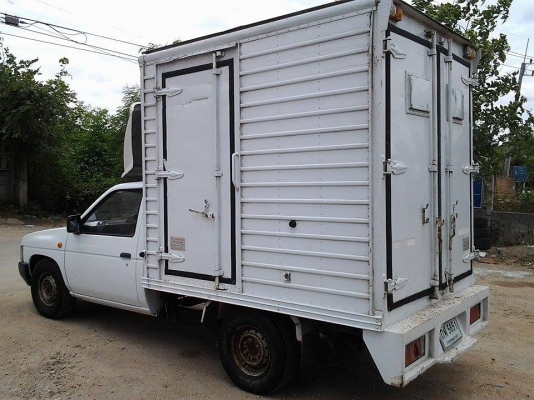 ขายใช้งานได้เลย นิสสัน bigM 79000 เครื่องฝาแดง พวงลัยเพาวเวอร์ แอร์หนาว ไฟฟ้าทั้งคัน ขับโครตดี ทะเบียน2558