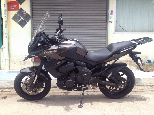 ขาย kawazaki versys 650 cc. ปี 2012 ทะเบียนแท้พร้อมโอนขนส่ง รถสวยพร้อมใช้ ราคาเพียง 235,000  บาท สนใจติดต่อ 0816545052 เอ สนใจดูรถได้ที่นนทบุรี บางบัวทอง
