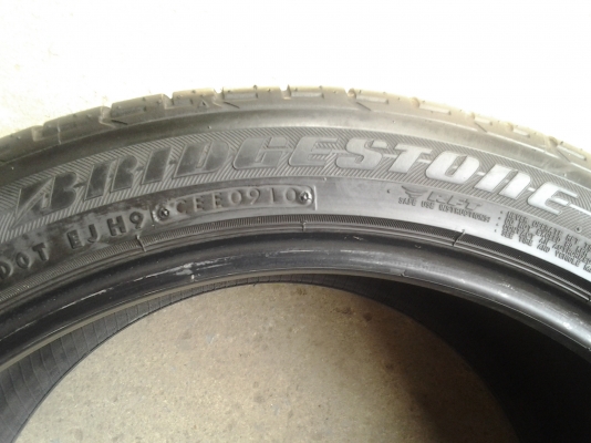 ขายยางBridgstone ขอบ20" 315/35/20" ปี10 Japan 1ชุดสวยๆไม่มีกินข้าง ขายยางBridgstone ขอบ20" 315/35/20" ปี10 Japan 1ชุดสวยๆไม่มีกินข้าง