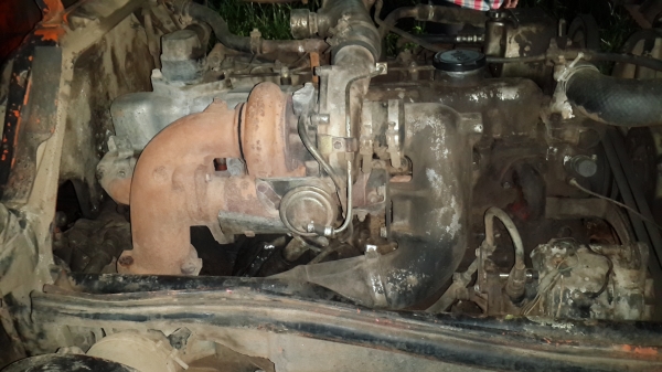 ขายด่วนหกล้อHINO FDเครื่องHO6Cเทอร์โบ200แรงปี49ติดเครน3ตันสภาพพร้อมใช้งานราคาไม่แพงโทร0843923995