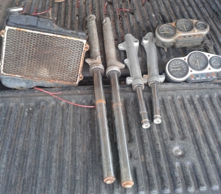 อะไหล่มอเตอร์ไซค์เล็กๆน้อยๆครับ