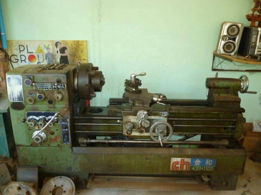 ขายเครื่องกลึงchuhingใต้หวัน6ฟุต4เพลามีเบรคกับเครื่องมิลลิ่งM3tagungใต้หวันมีฟีดปากกาพร้อมครับ