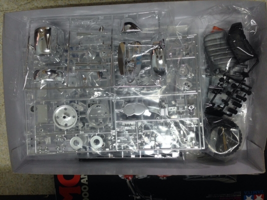 ขายโมเดล มั่งกี้ และกอลิล่า แบบประกอบเอง Tamiya งานสวยครับ สเกล1:6 ครับ ขายโมเดล มั่งกี้ และกอลิล่า แบบประกอบเอง Tamiya งานสวยครับ สเกล1:6 ครับ