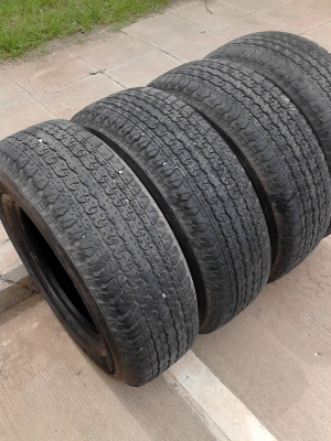 245/70R16 BRIDGE STONE DUELER H/T 840 มีชุด 4 เส้น โทร.081-427-3941 245/70R16 BRIDGE STONE DUELER H/T 840 มีชุด 4 เส้น โทร.081-427-3941