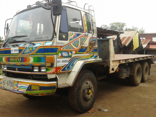 ขายรถ 10 ล้อ ISUZU พื้นเรียบ  ครับ ( ขายอีกรอบหลุดมัดจำครับ )