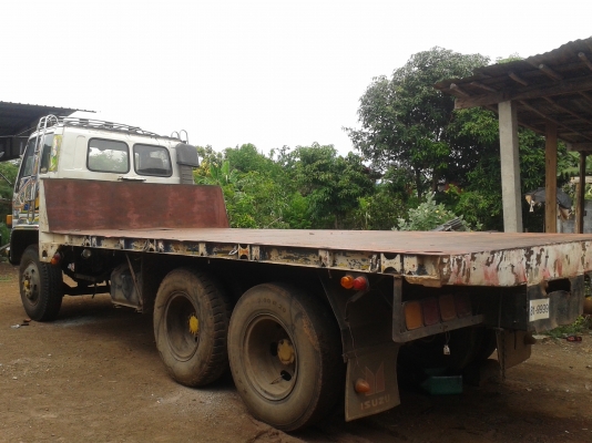 ขายรถ 10 ล้อ ISUZU พื้นเรียบ  ครับ ( ขายอีกรอบหลุดมัดจำครับ )