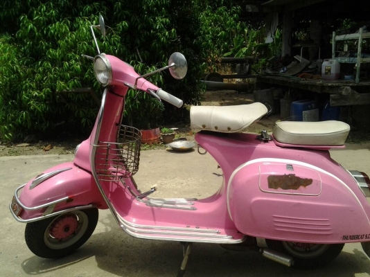 ขาย vespa supper สดๆสวยๆ อิตารีแท้ๆ เครื่องดีมากครับ ล้อ 8" ขี่ออกทริปยาวๆ สบายๆครับ no book ราคา 34500 บาท รับเทรินทุกรุ่น รับรองว่ารถสมบูรณ์มากครับ...