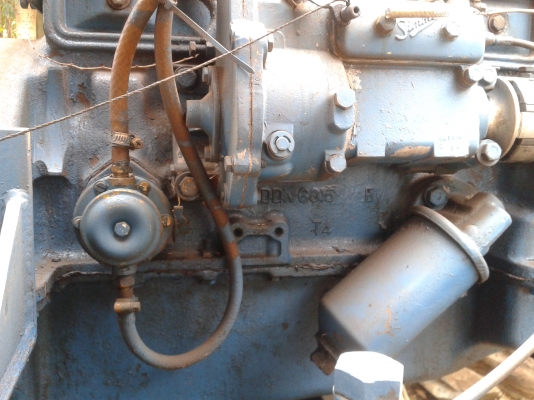 ขายรถ ไถฟอร์ด คีบอ้อย ( ลดราคาครับเหลือ 375000 บาท ครับ )