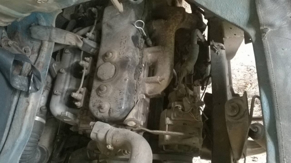 ขาย 6 ล้อพร้อมใช้ คัสซี TL100  เครื่อง 4BE1 110 แรงม้า แต่งเกียร์สั้น หัว NKR ลงเล่มแล้ว ทะเบียนเต็มพร้อมโอนครับ