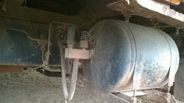 ขาย 6 ล้อใหญ่ FTR มือเดียวออกห้าง ยาว 6 เมตร  เครื่อง 4BD1 165 แรงม้า คัสซีเต็มตลอดเส้น พาวเวอร์ เบรคลมดัน เก๋งบางเดิมไม่เคยทำสี ทะเบียนพร้อมโอน