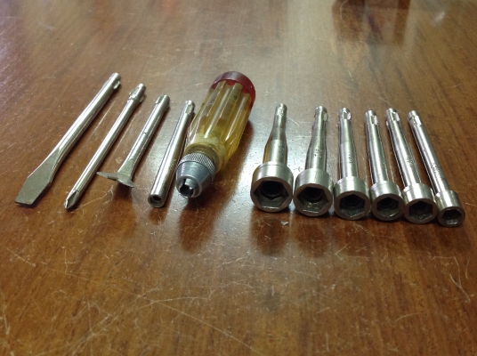 ขายไขควง Vintage เปลี่ยนหัวได้ 10 แบบ