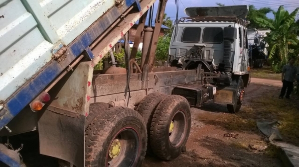 ขาย 10 ล้อ Rocky เพลาเดียวดั้ม ช่วงล่างจัมโบ้ เครื่อง 6BG1 175 แรงม้า ยางเต็มทั้ง 10 เส้น  เพาวเวอร์ เบรคทิฟฟี่ ทะเบียนพร้อมโอนครับ