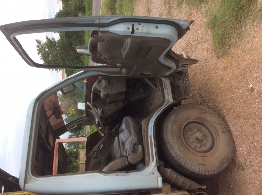 ขาย4ล้อNKRปี39 เครื่อง88แรง (รถห้างแท้) เดิมๆบางๆไม่เคยทำสี ราคา340,000 บาท