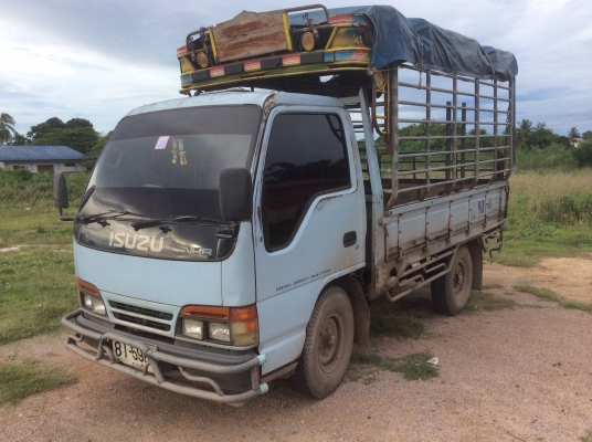 ขาย4ล้อNKRปี39 เครื่อง88แรง (รถห้างแท้) เดิมๆบางๆไม่เคยทำสี ราคา340,000 บาท