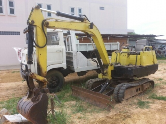 ขายรถขุดแบคโคเล็ก สภาพพร้อมใช้งาน สนใจสอบถามรายละเอียดเพิ่มเติมโทร 090-8588220คุณนะ