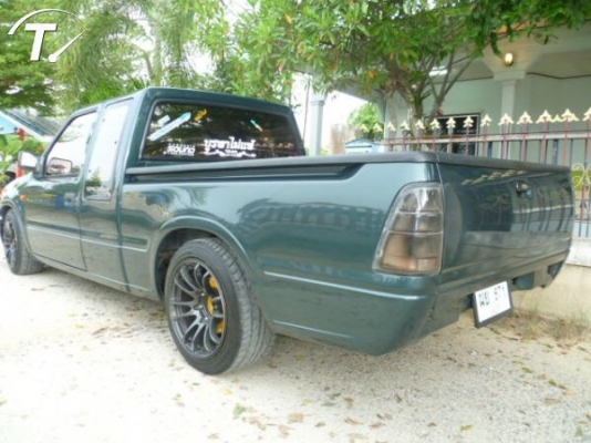 อีซูซุ ดาก้อนอาย ปี 97 เครื่อง 2500 อีซูซุ ดาก้อนอาย ปี 97 เครื่อง 2500