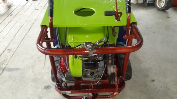 รถแทรคยางการเกษตรและก่อสร้าง