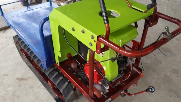 รถแทรคยางการเกษตรและก่อสร้าง