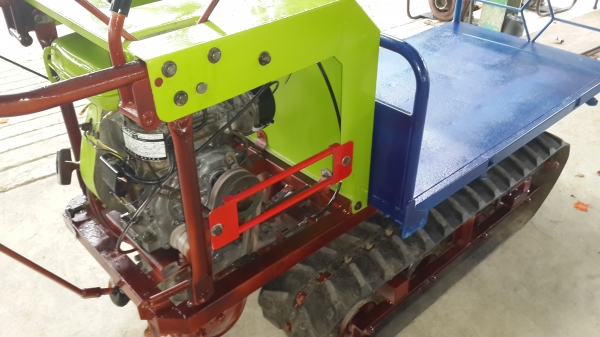 รถแทรคยางการเกษตรและก่อสร้าง