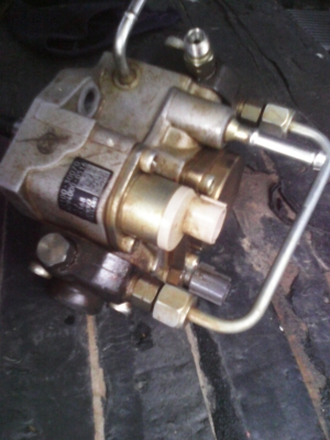 ขายปั้มหัวฉีดวีโก้ ของเดิมๆ 2500 ด่วนครับลดครั้งสุดท้าย