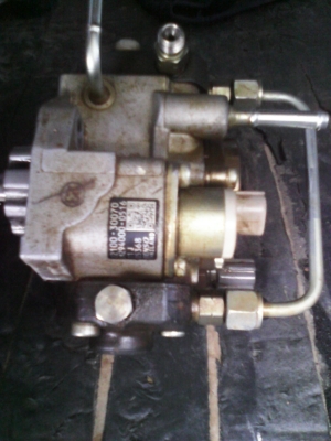 ขายปั้มหัวฉีดวีโก้ ของเดิมๆ 2500 ด่วนครับลดครั้งสุดท้าย