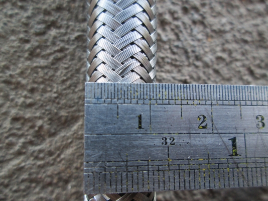 สายถักน้ำมัน