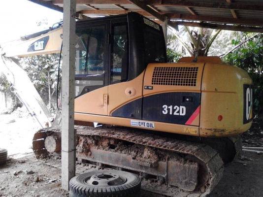 ขายCAT312D ใช้งาน 9,200 ชั่วโมง สนใจโทร 081-9701072