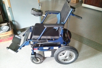 ขายรถเข็นไฟฟ้า (ผู้สูงอายุ)